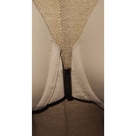 Cacique Totally Smooth Full Coverage Front-Close Bra Size 38G - Picture 2 of 8